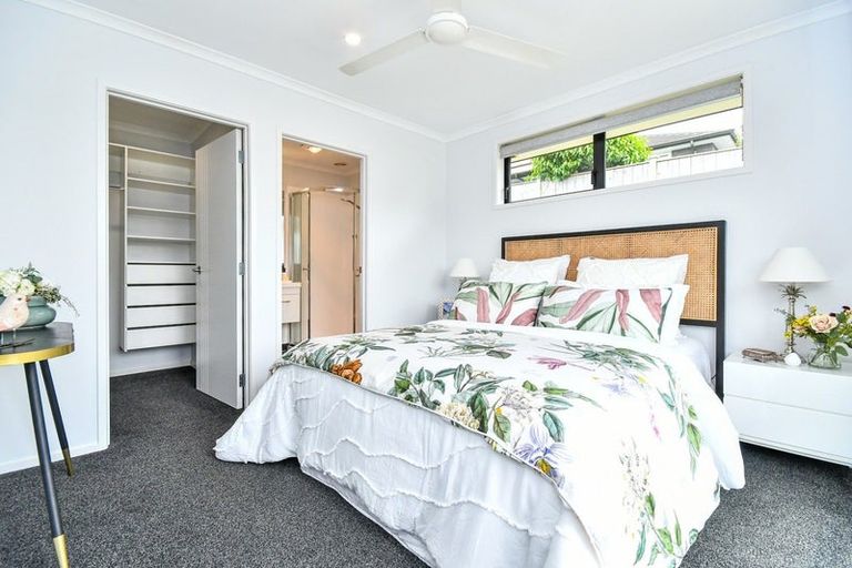 Photo of property in 25 Lippiatt Crescent, Pokeno, 2402