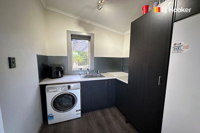 Photo of property in 307 Main South Road, Green Island, Dunedin, 9018
