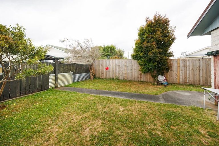 Photo of property in 12a Signal Street, Marton, 4710