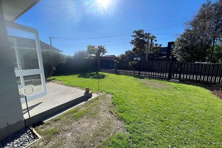 Photo of property in 216 Riverlaw Terrace, Saint Martins, Christchurch, 8022