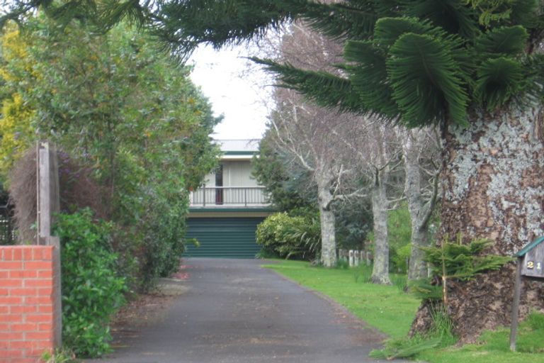 Photo of property in 21 Pillans Road, Otumoetai, Tauranga, 3110