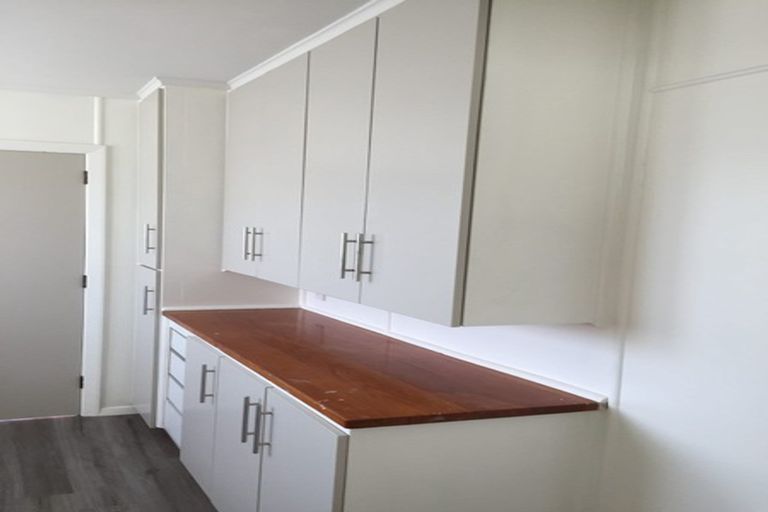 Photo of property in 17 Trevethick Grove, Woburn, Lower Hutt, 5010