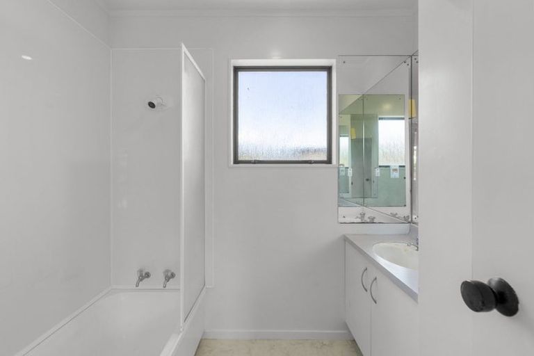 Photo of property in 3a Judena Place, Pukete, Hamilton, 3200