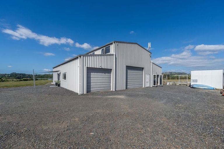 Photo of property in 141 Wades Road, Whitford, Howick, 2571