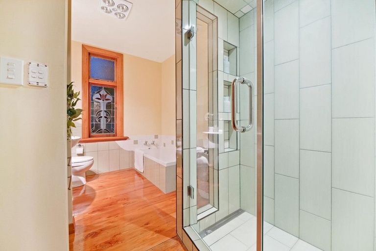 Photo of property in 216 Geraldine Street, Edgeware, Christchurch, 8013