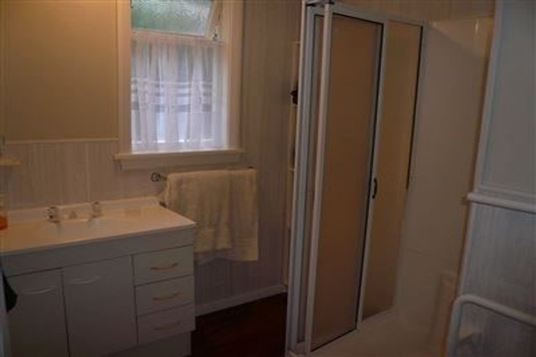 Photo of property in 132 Yaldhurst Road, Sockburn, Christchurch, 8042