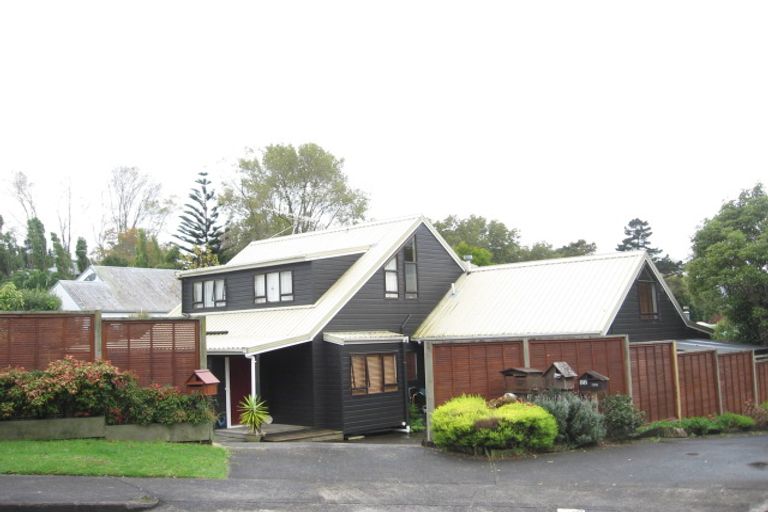 Photo of property in 82 Haseler Crescent, Howick, Auckland, 2014