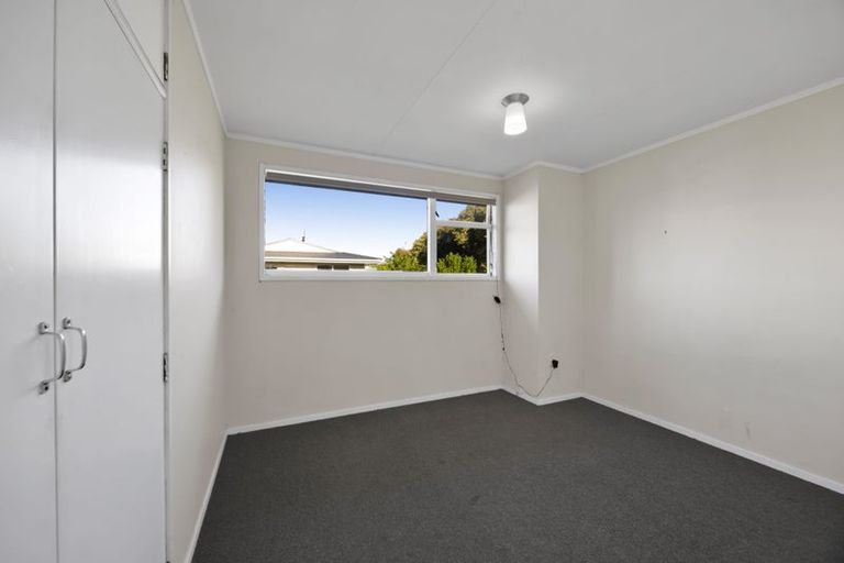 Photo of property in 25 Kamahi Avenue, Hawera, 4610