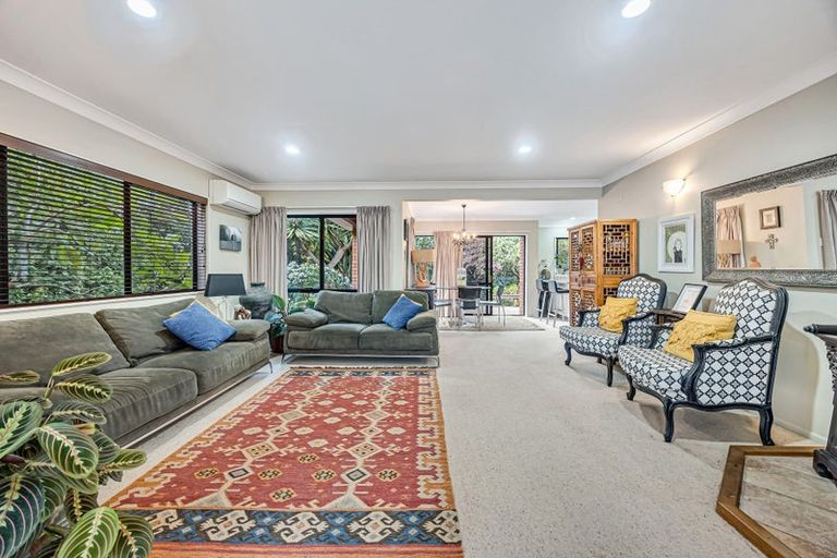 Photo of property in 379 Hobsonville Road, Hobsonville, Auckland, 0618