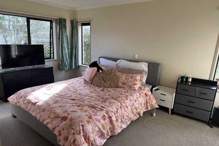 Photo of property in 230 Tukapa Street, Westown, New Plymouth, 4310
