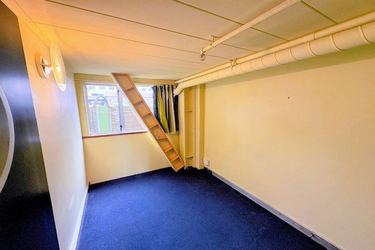 Photo of property in Qba Apartments, 1m/51 Webb Street, Mount Cook, Wellington, 6011