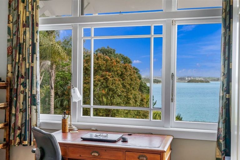 Photo of property in 19 Weir Crescent, Onerahi, Whangarei, 0110