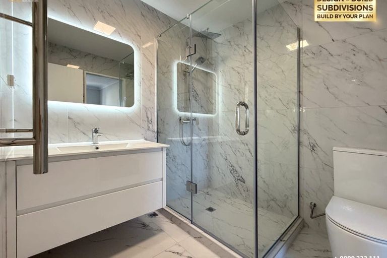 Photo of property in 260 Don Buck Road, Massey, Auckland, 0614