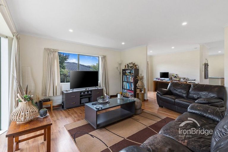 Photo of property in 7 Jadewynn Drive, Massey, Auckland, 0614