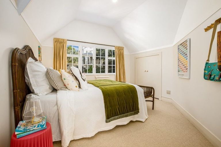 Photo of property in 13 Talavera Terrace, Kelburn, Wellington, 6012