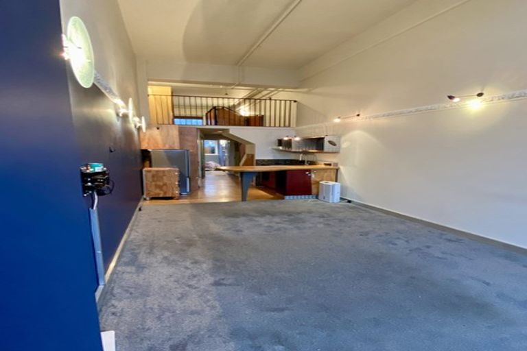 Photo of property in Qba Apartments, 1p/51 Webb Street, Mount Cook, Wellington, 6011