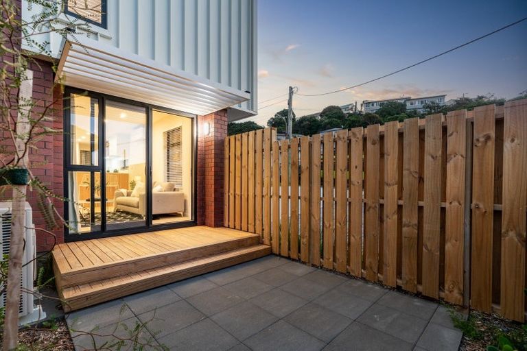 Photo of property in 65 Strathmore Avenue, Strathmore Park, Wellington, 6022