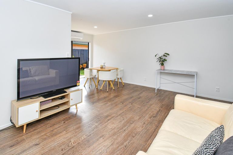 Photo of property in 27 Wakefield Road, Favona, Auckland, 2024