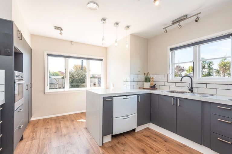 Photo of property in 3 Croziers Road, St Albans, Christchurch, 8052