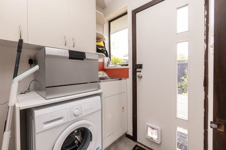 Photo of property in 16 Veitches Road, Casebrook, Christchurch, 8051