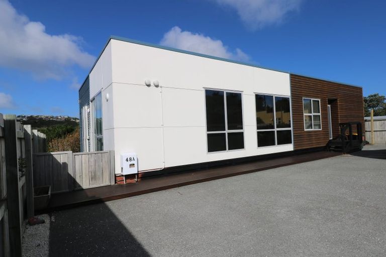 Photo of property in 48a Bassett Road, Johnsonville, Wellington, 6037