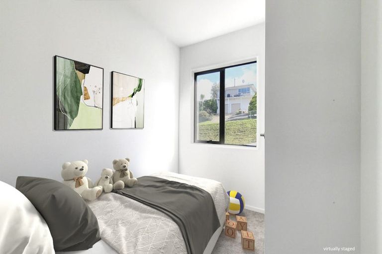 Photo of property in 44 Cyclarama Crescent, Massey, Auckland, 0614