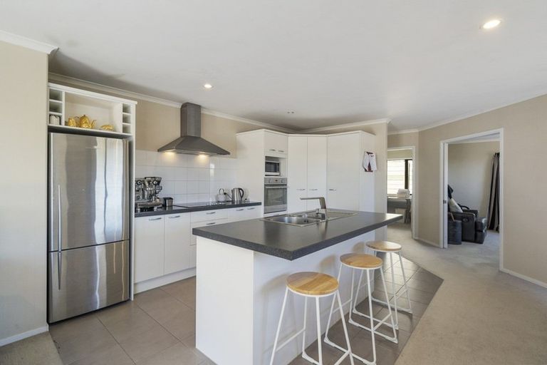 Photo of property in 18a Nathan Avenue, Paraparaumu Beach, Paraparaumu, 5032