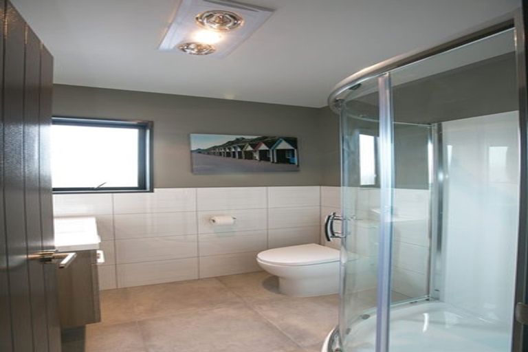 Photo of property in 5 Wharenui Road, Upper Riccarton, Christchurch, 8041