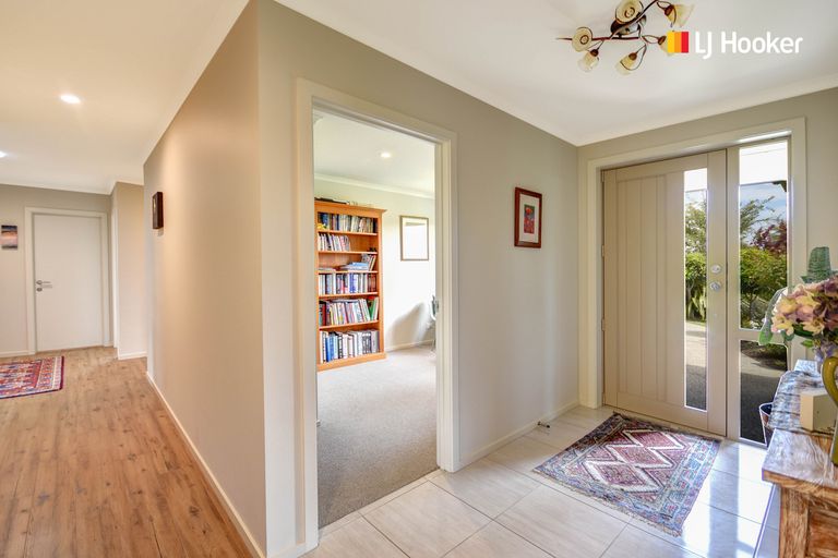 Photo of property in 10 Harley Lane, Mosgiel, 9024