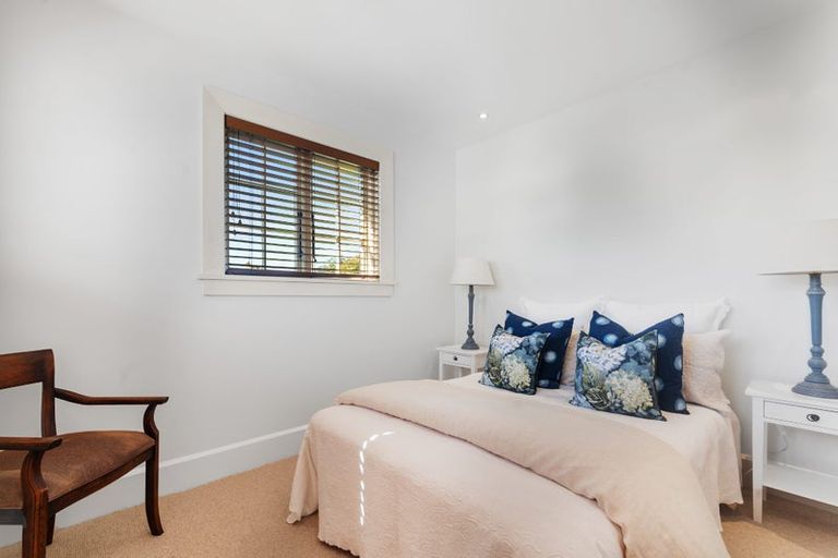 Photo of property in 12 Glandovey Road, Fendalton, Christchurch, 8052