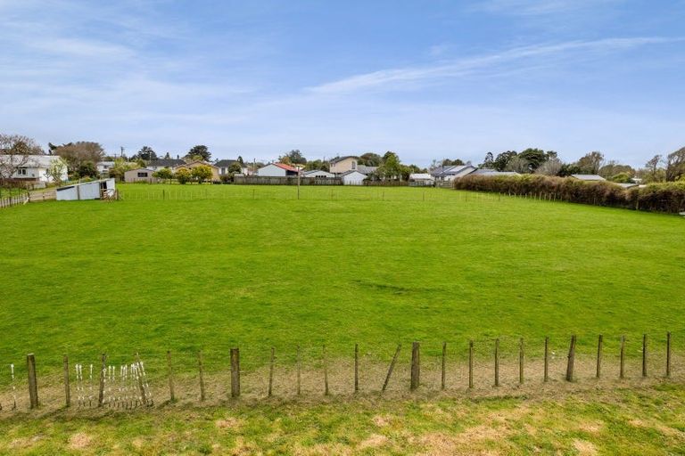 Photo of property in 11 Warwick Road, Stratford, 4332