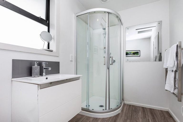 Photo of property in 402 Ilam Road, Bryndwr, Christchurch, 8053