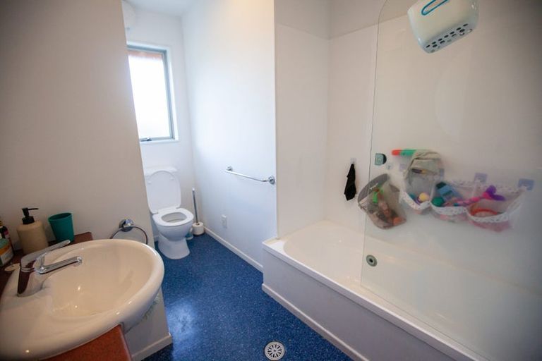 Photo of property in 5 Awa Road, Miramar, Wellington, 6022