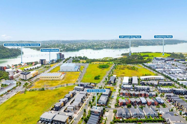 Photo of property in 3/2 Sioux Road, Hobsonville, Auckland, 0616