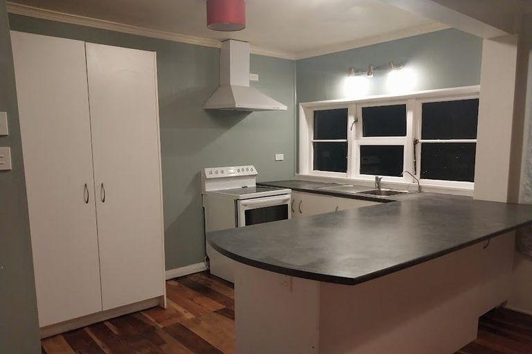 Photo of property in 113 Orangi Kaupapa Road, Northland, Wellington, 6012