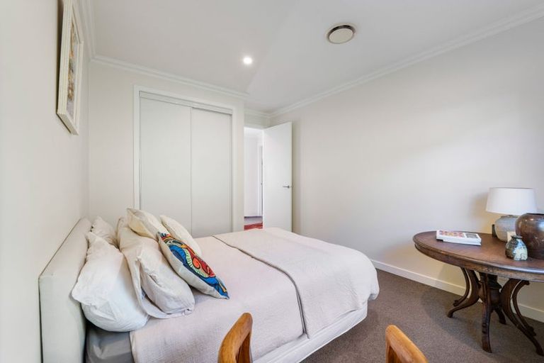 Photo of property in 4 Fern Lane, Whalers Gate, New Plymouth, 4310