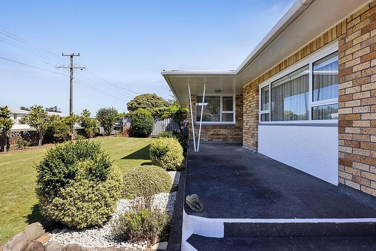 Photo of property in 93 Waihi Road, Hawera, 4610