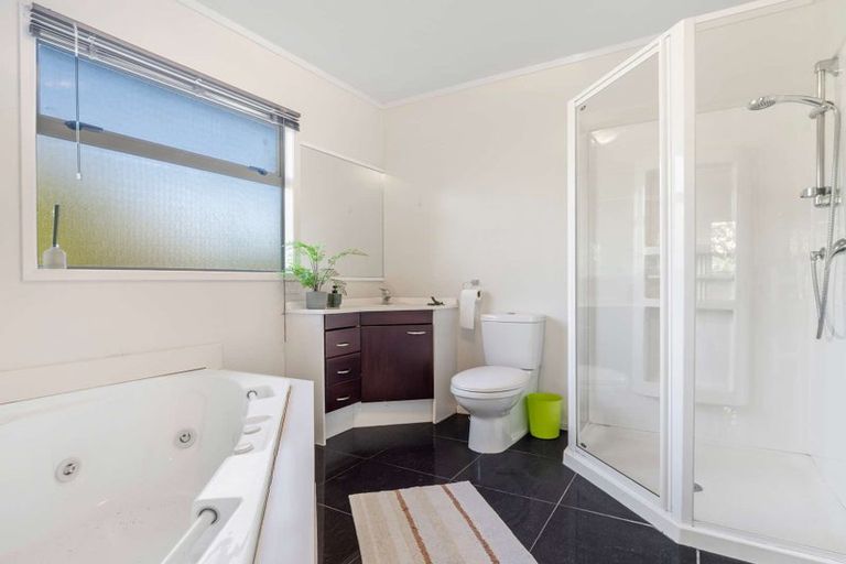 Photo of property in 162 White Road, Hunua, Papakura, 2583