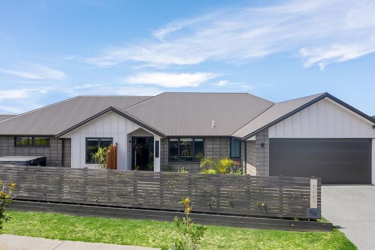 Photo of property in 1 Pimelea Street, Papamoa Beach, Papamoa, 3118