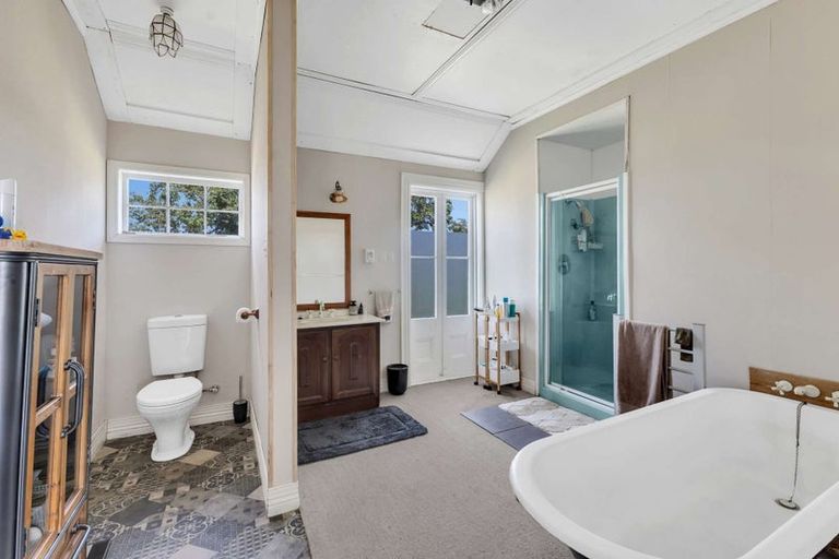 Photo of property in 208 Ngatimaru Road, Tikorangi, Waitara, 4383