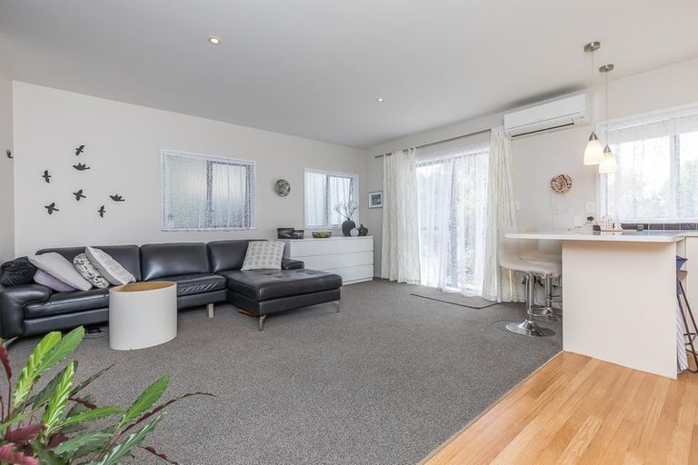 Photo of property in 32 Malaspina Place, Papatoetoe, Auckland, 2025