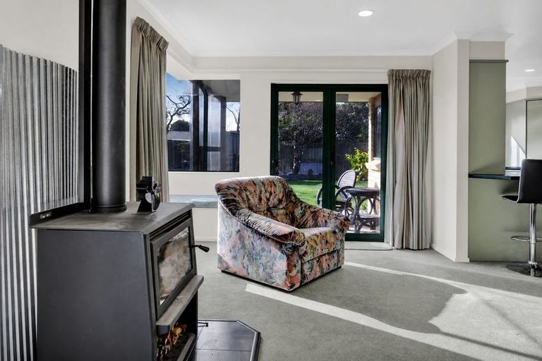 Photo of property in 190 Glover Road, Hawera, 4610
