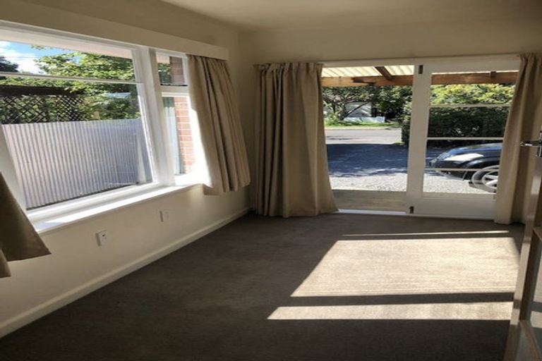 Photo of property in 11 Worthy Street, Ilam, Christchurch, 8041