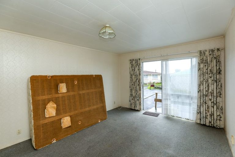 Photo of property in 1/9 Severn Place, Spotswood, New Plymouth, 4310