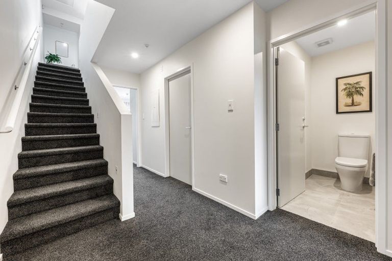 Photo of property in 82 Rangihina Road, Hobsonville, Auckland, 0616