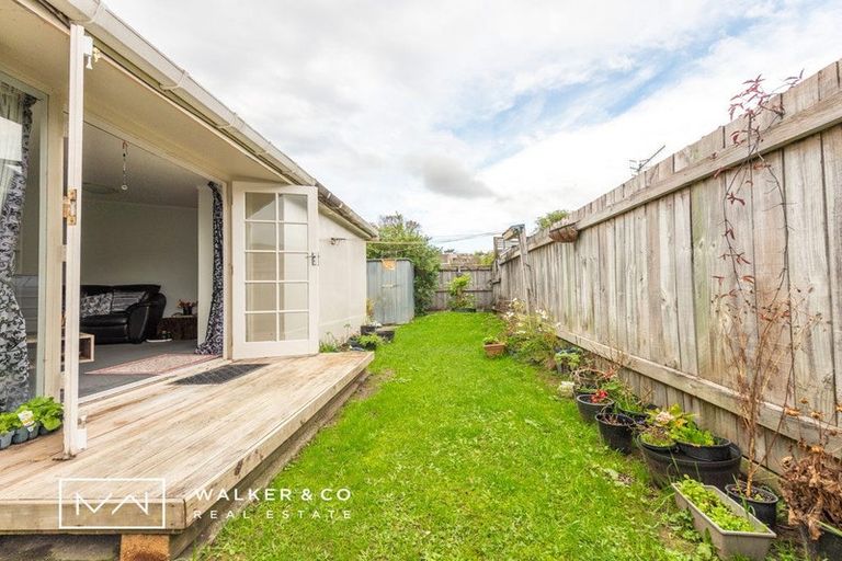Photo of property in 12 Field Street, Silverstream, Upper Hutt, 5019