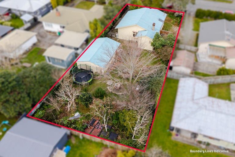 Photo of property in 23 Knowles Street, Terrace End, Palmerston North, 4410