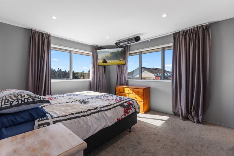 Photo of property in 10 Elena Place, Welcome Bay, Tauranga, 3112