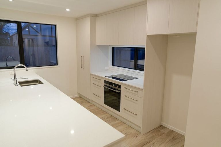 Photo of property in 53a Dunedin Street, Redwood, Christchurch, 8051
