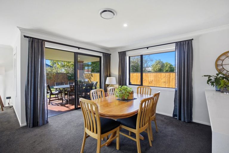Photo of property in 16 Thomas Way, Brightwater, 7022